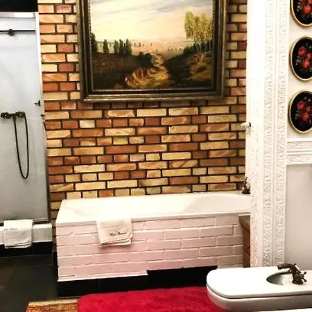 مزرعة للإقامة Dwor Barocco ريشيل