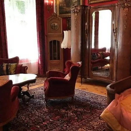 Dwor Barocco مزرعة للإقامة *